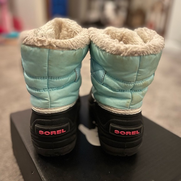 Sorel Snow Commander Boots Size 10 - Picture 4 of 6